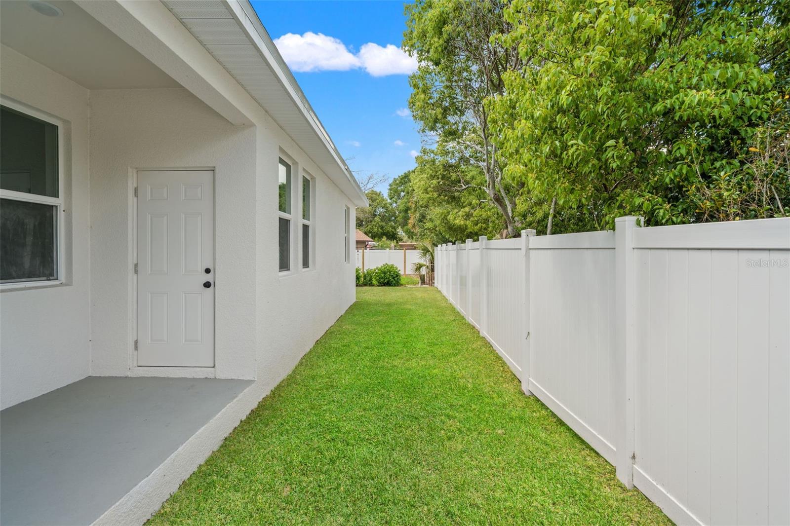 Image 30 of 36 For 5749 Bacardi Court