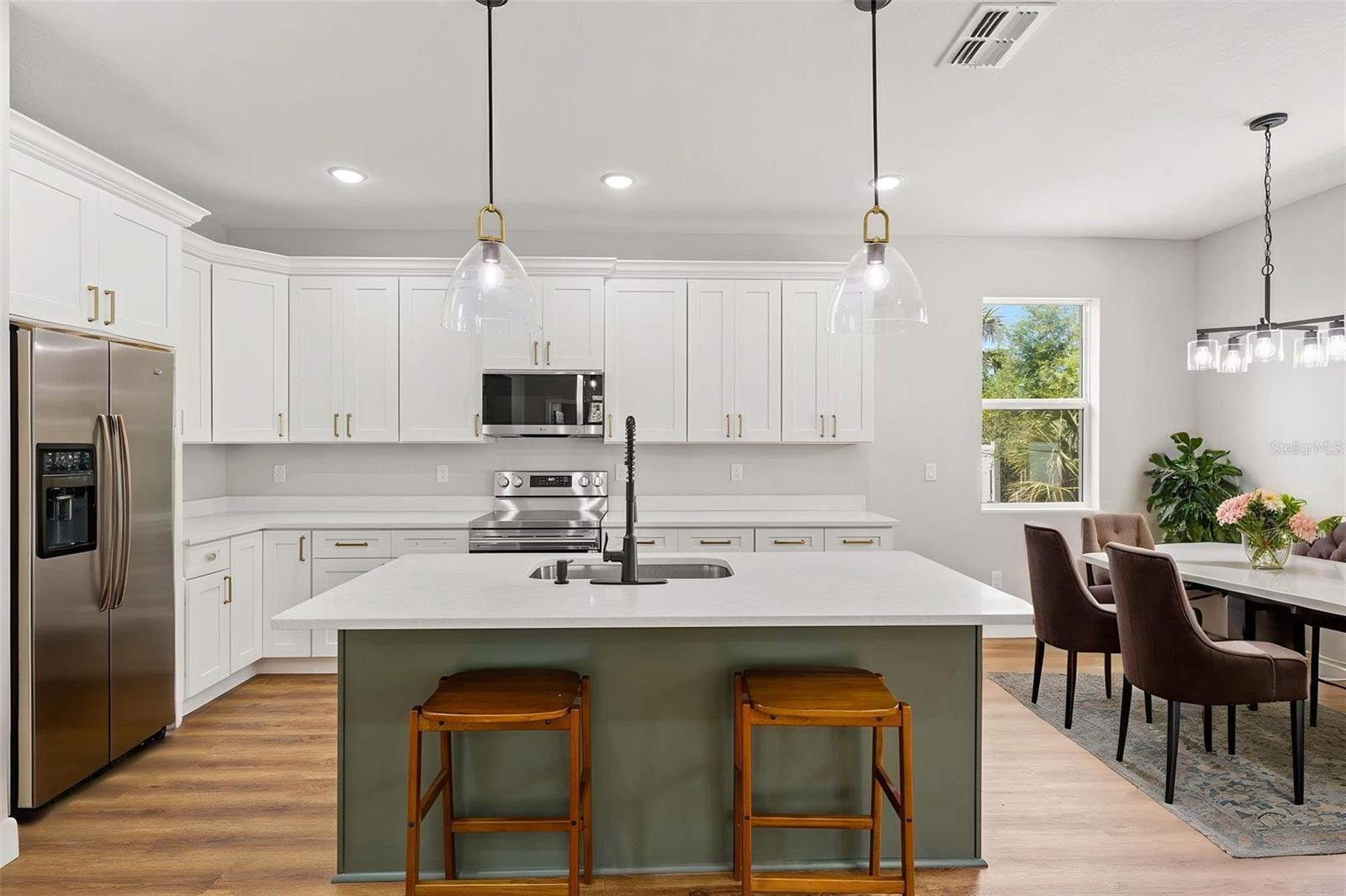 Image 7 of 36 For 5749 Bacardi Court