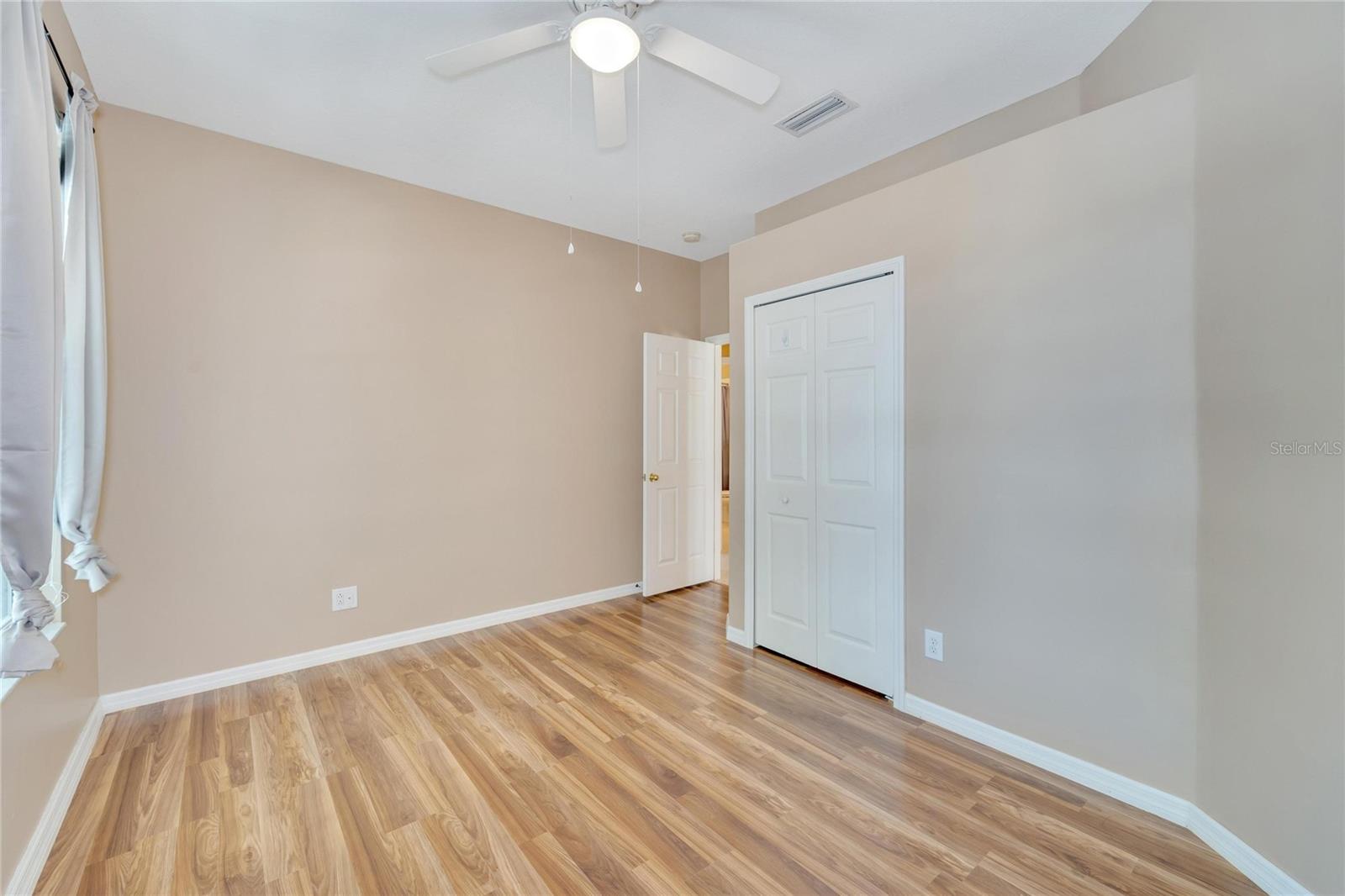 Image 35 of 89 For 5508 Golden Isles Drive