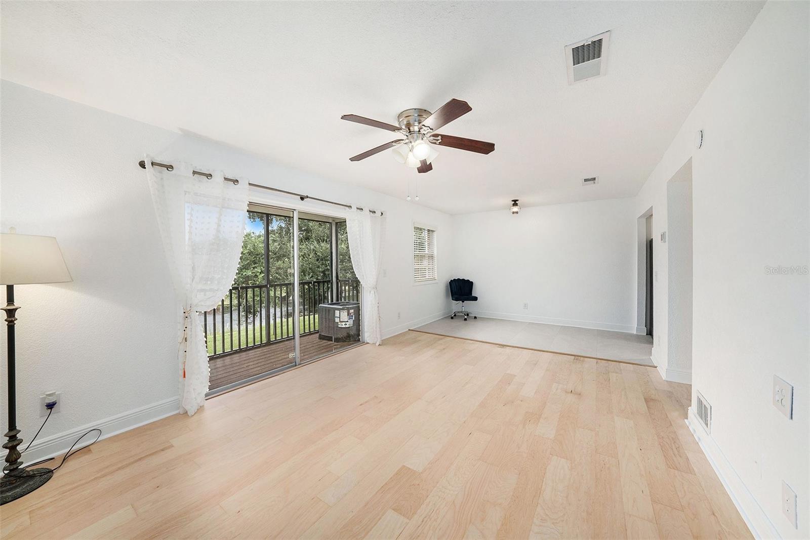 Image 4 of 20 For 13725 Juniper Blossom Drive 201