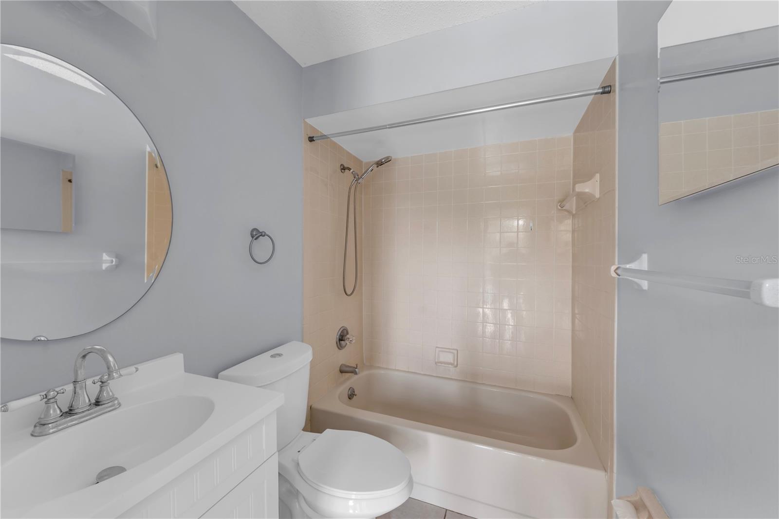 Image 23 of 45 For 10320 Out Island Drive