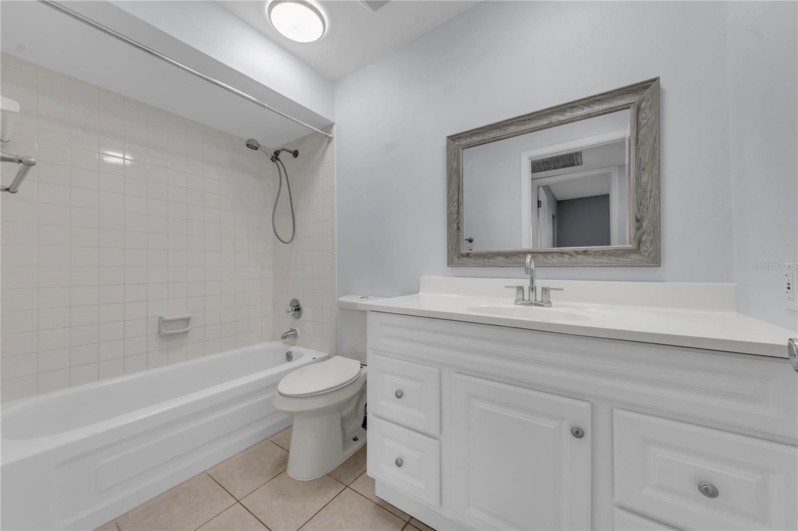 Image 25 of 45 For 10320 Out Island Drive