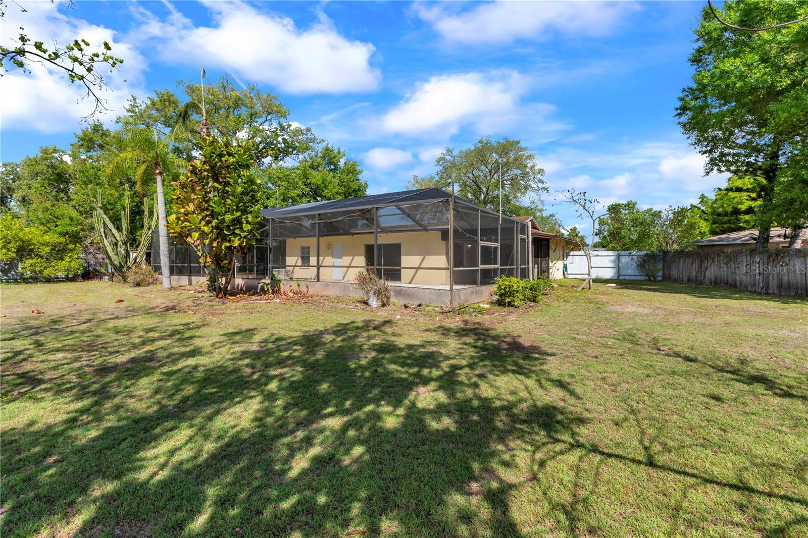 Image 32 of 45 For 10320 Out Island Drive