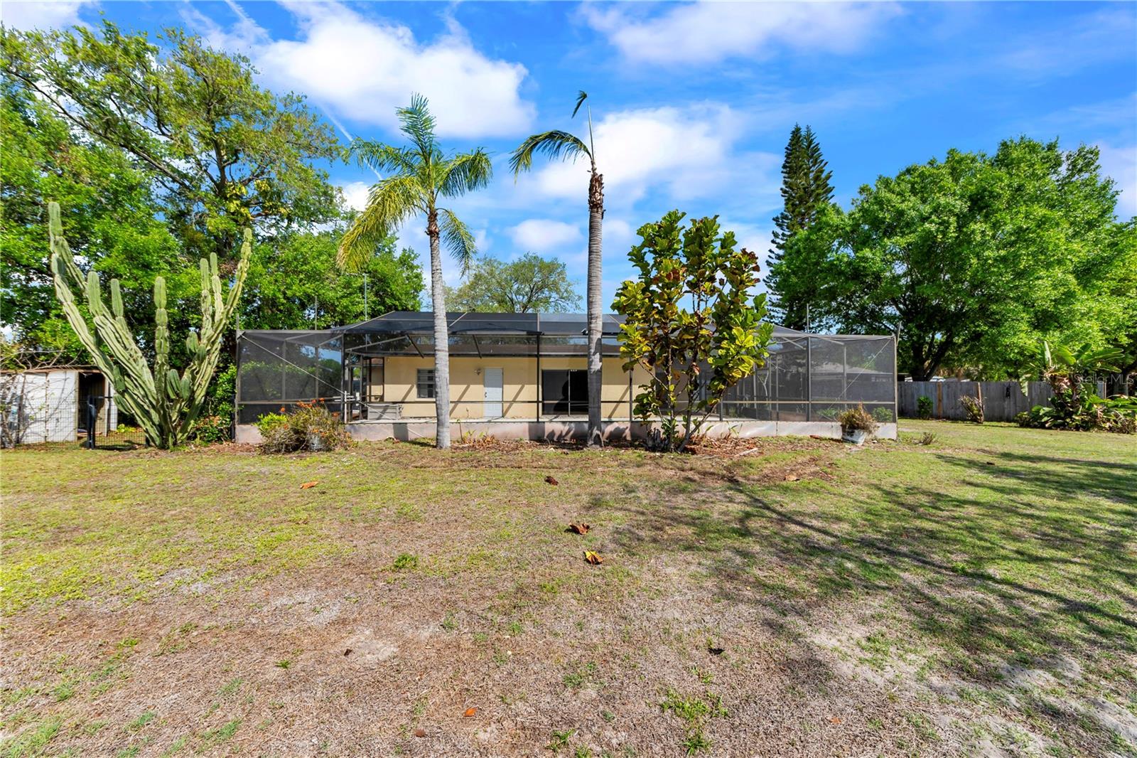 Image 34 of 45 For 10320 Out Island Drive