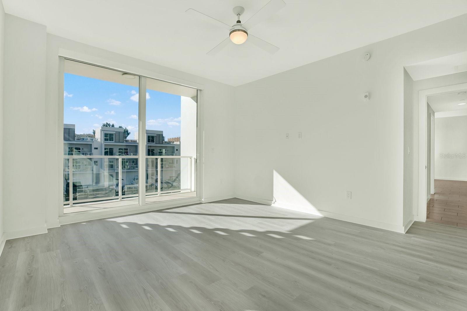 Image 5 of 14 For 920 Osceola Avenue 301