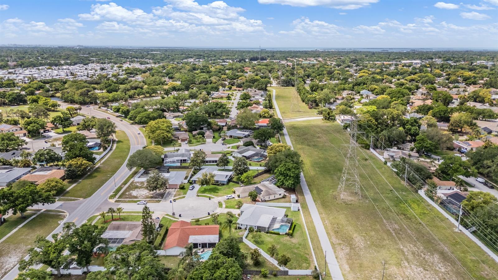 Listing photo id 42 for 3267 Springwood Drive