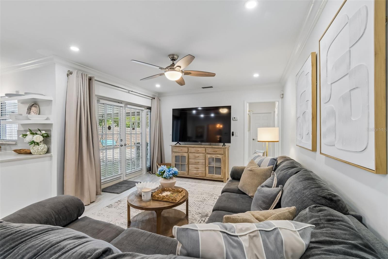 Image 15 of 54 For 5103 Cleveland Street