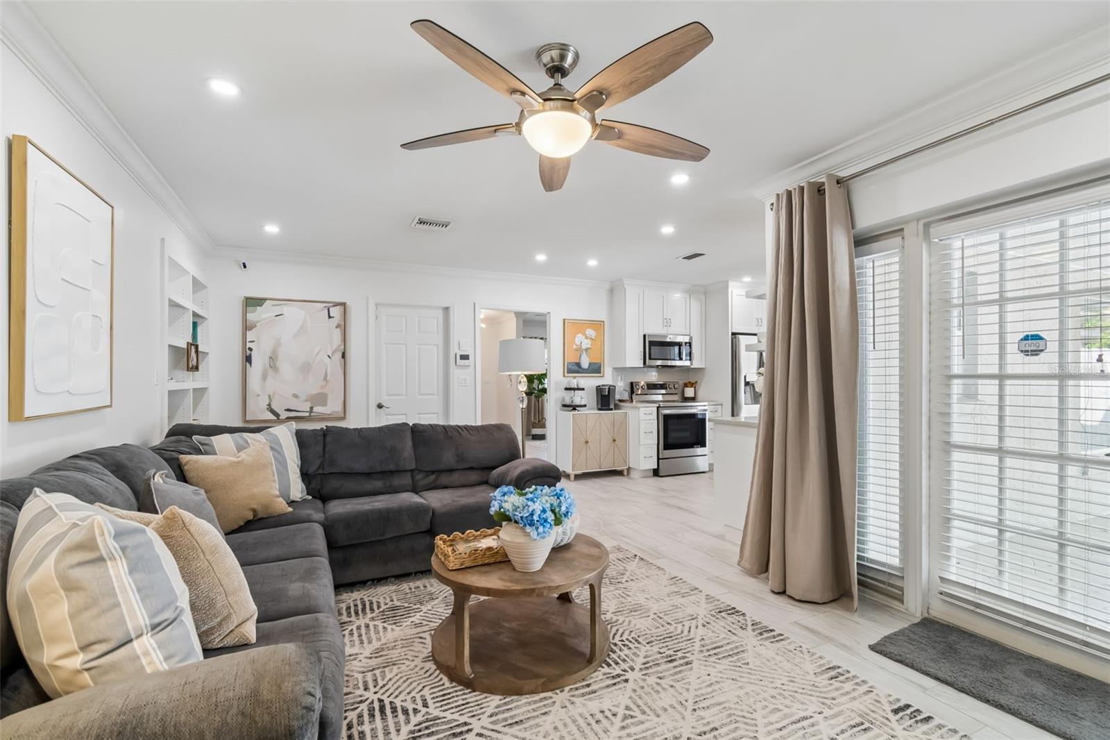 Image 18 of 54 For 5103 Cleveland Street