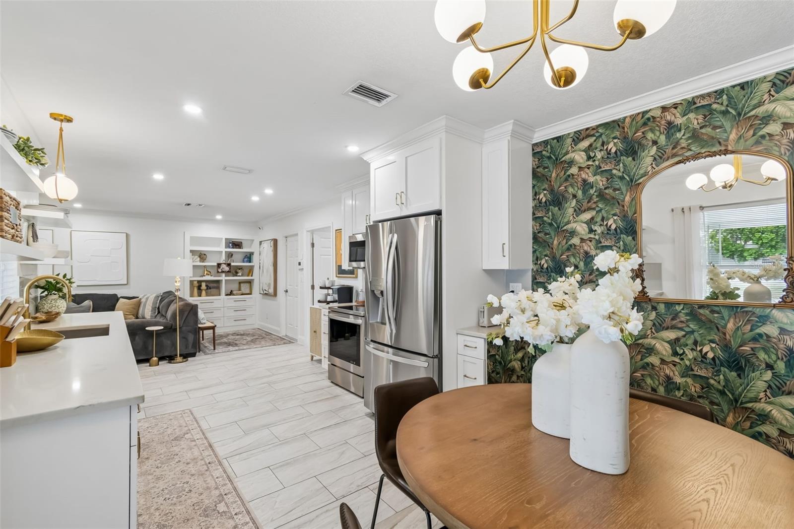 Image 24 of 54 For 5103 Cleveland Street