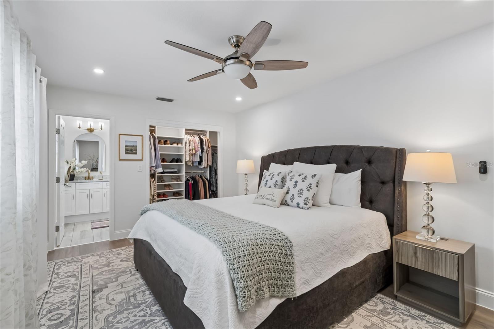 Image 29 of 54 For 5103 Cleveland Street