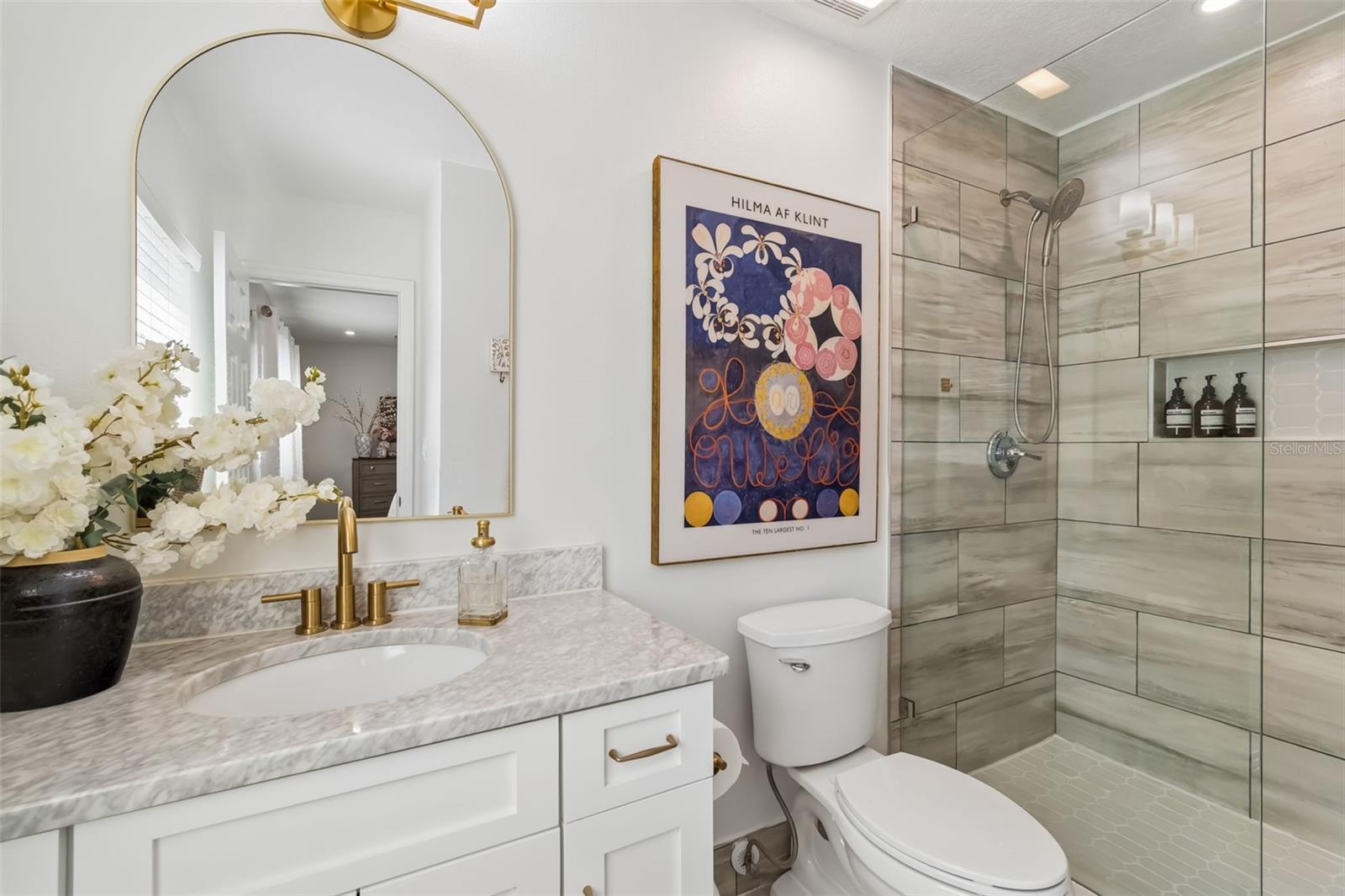 Image 32 of 54 For 5103 Cleveland Street