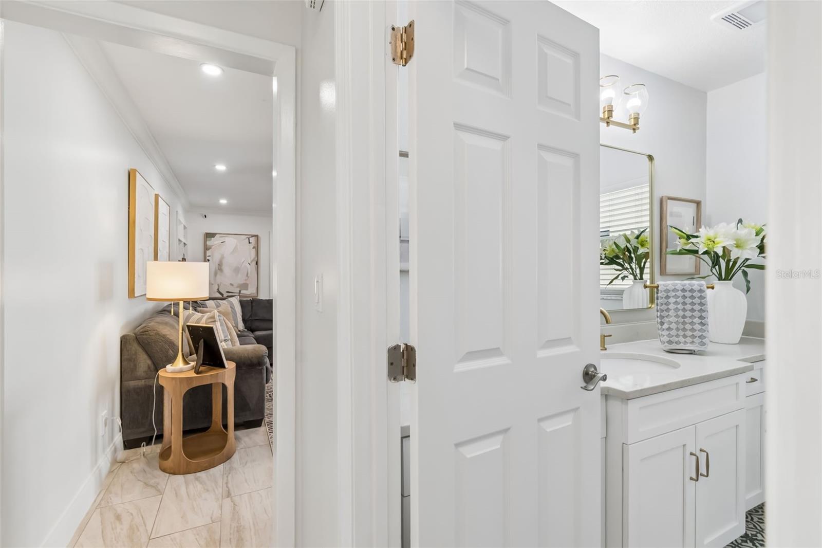 Image 34 of 54 For 5103 Cleveland Street