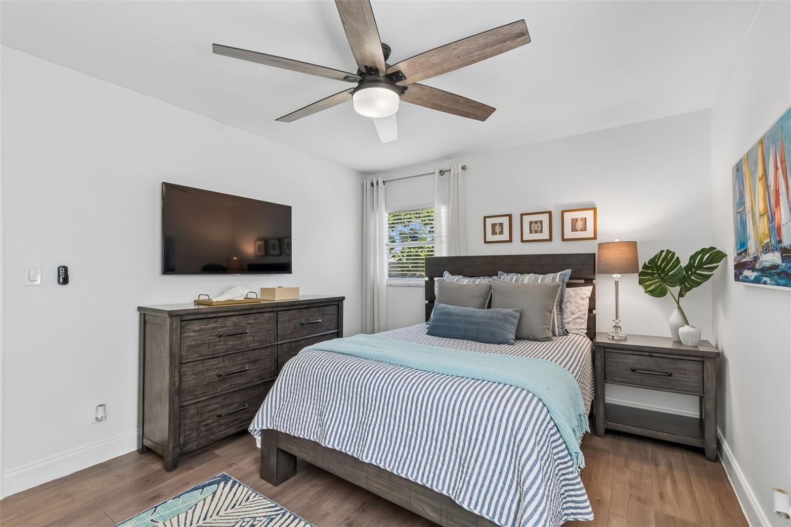 Image 39 of 54 For 5103 Cleveland Street