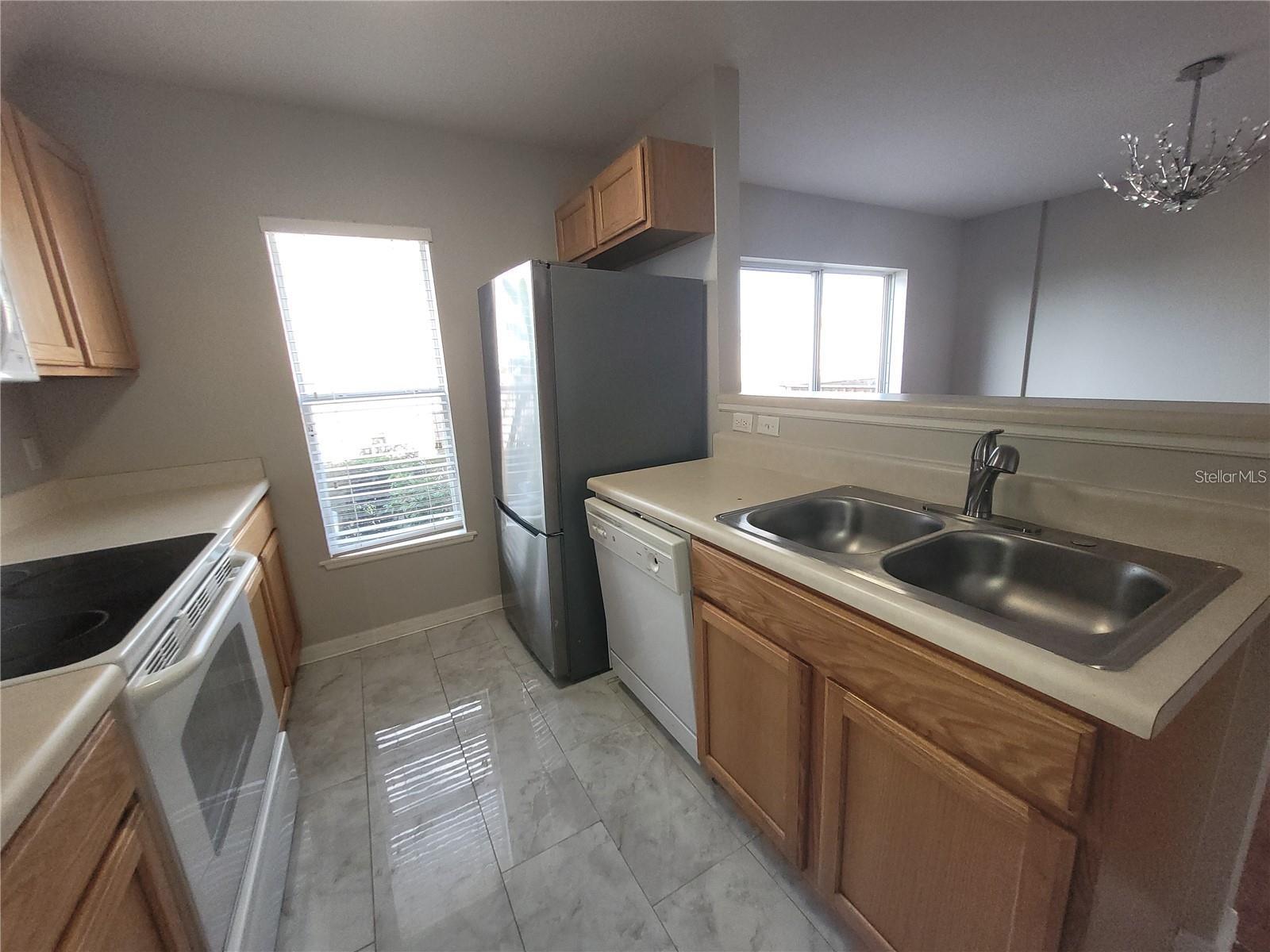 Image 12 of 37 For 3805 Exeter Lane