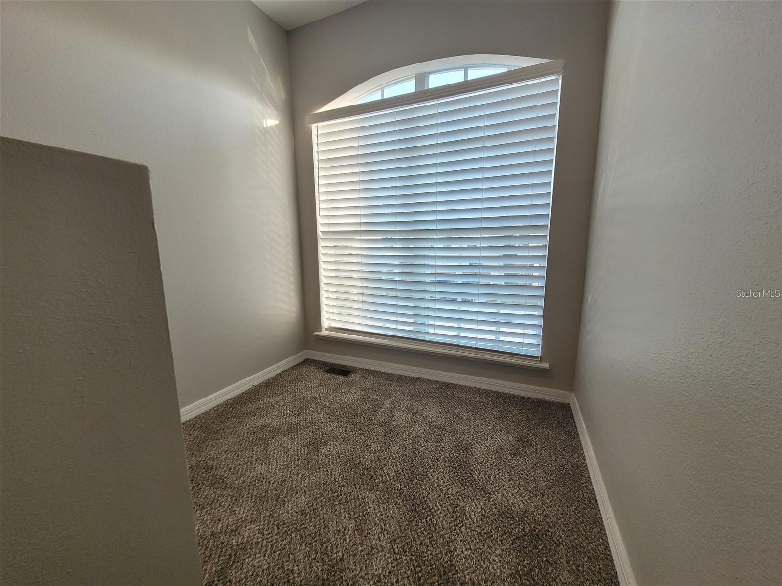 Image 15 of 37 For 3805 Exeter Lane