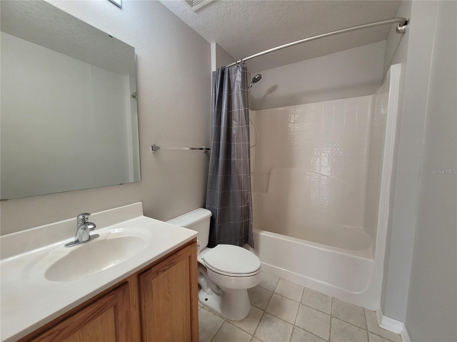 Image 21 of 37 For 3805 Exeter Lane