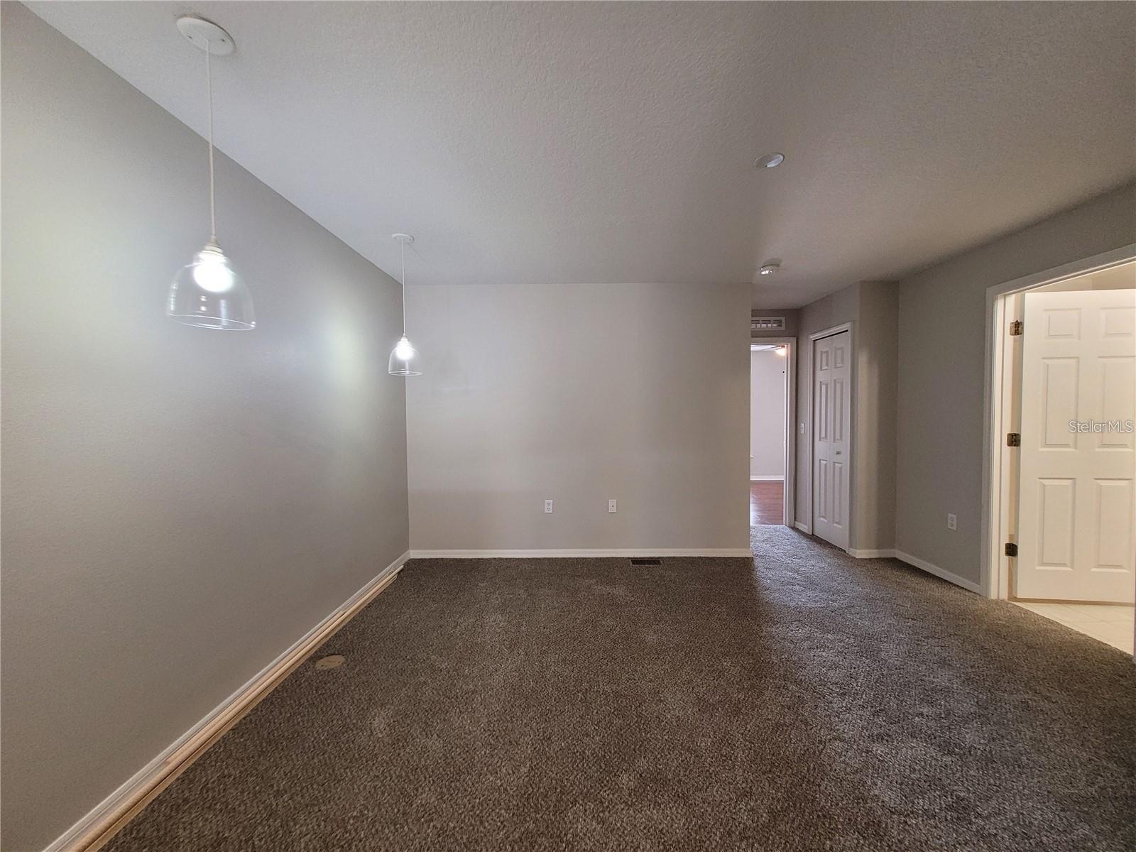 Image 22 of 37 For 3805 Exeter Lane