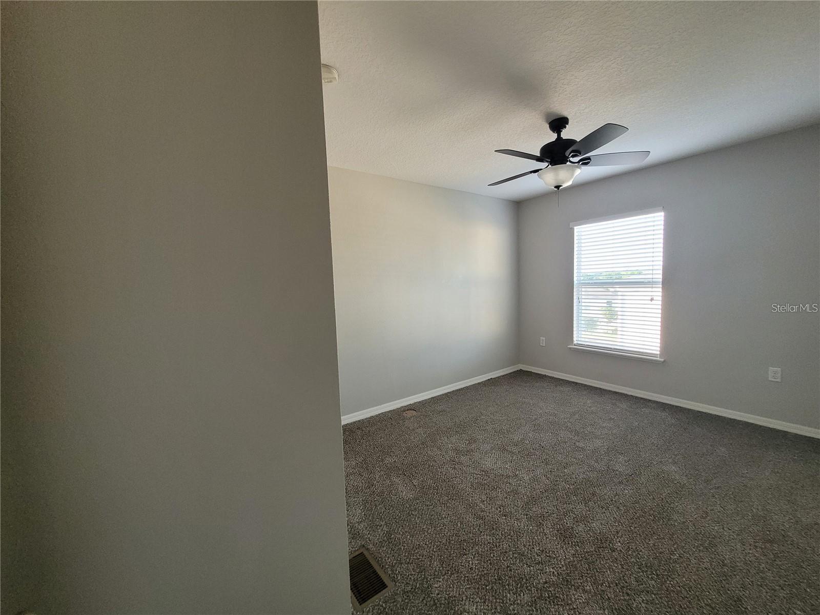 Image 31 of 37 For 3805 Exeter Lane