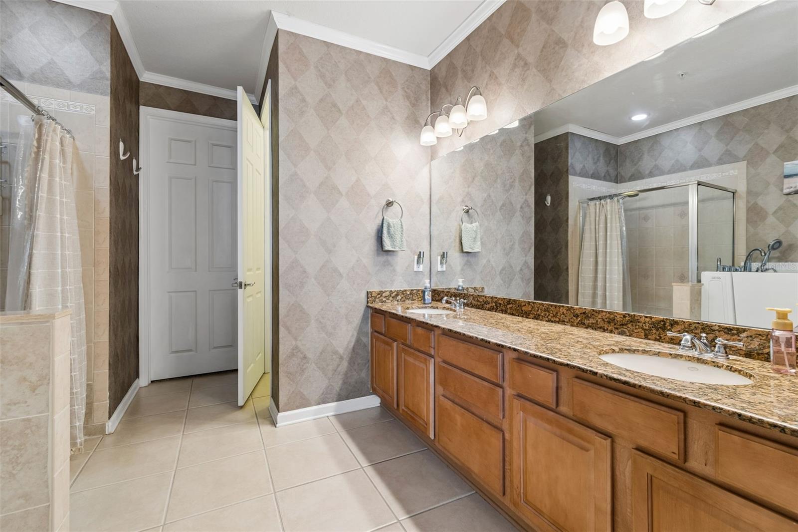 Image 24 of 74 For 7903 Seminole Boulevard 2208