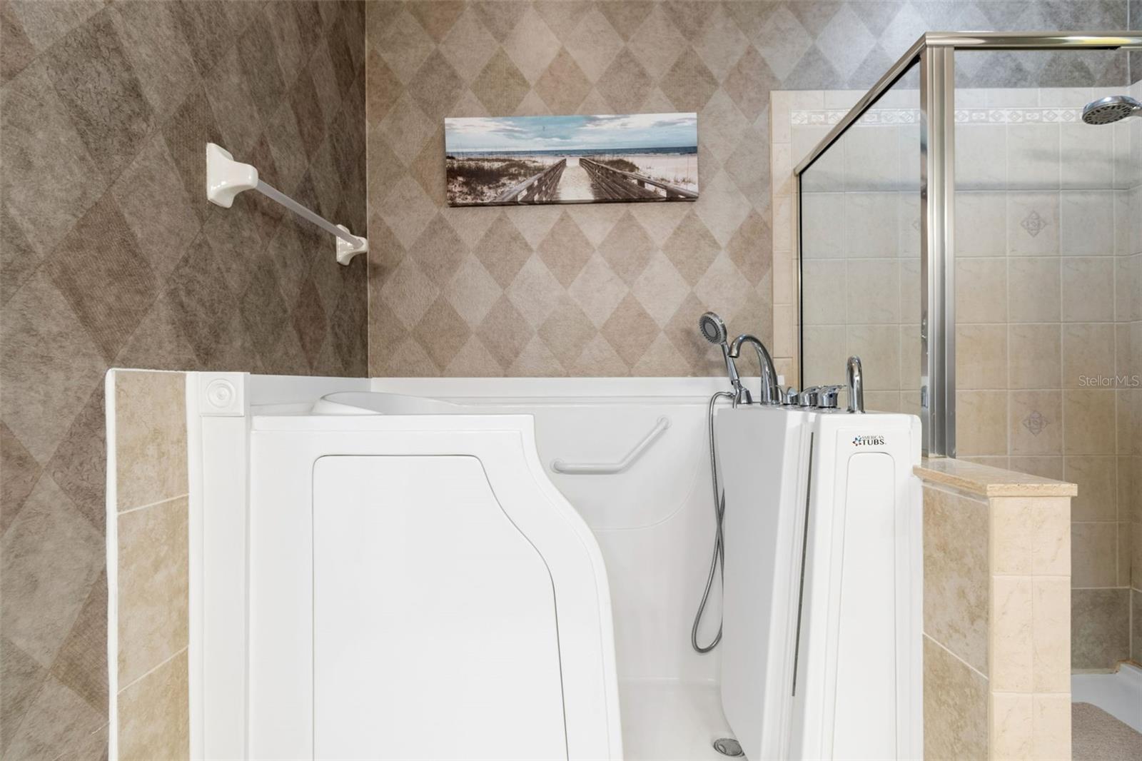 Image 27 of 74 For 7903 Seminole Boulevard 2208