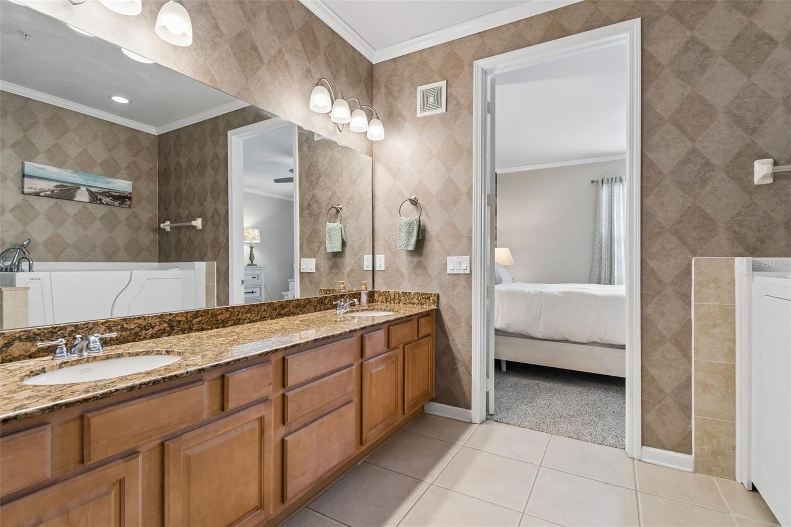 Image 31 of 74 For 7903 Seminole Boulevard 2208