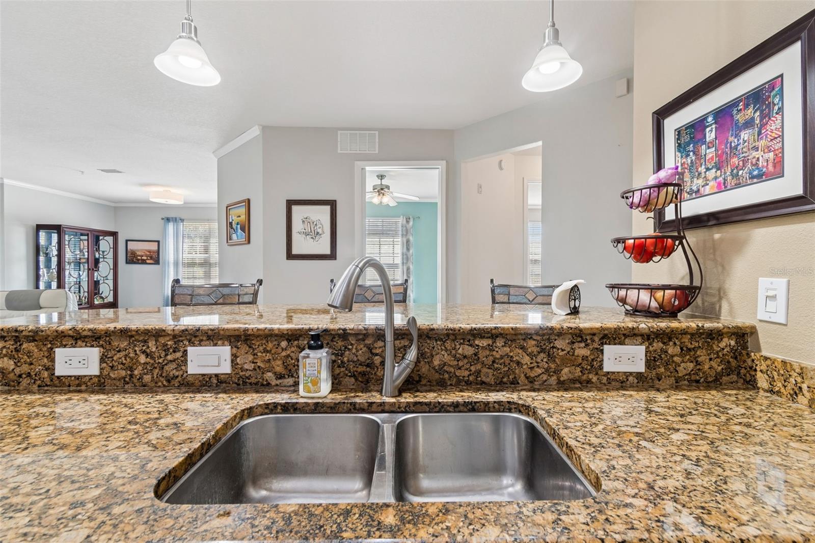 Image 9 of 74 For 7903 Seminole Boulevard 2208