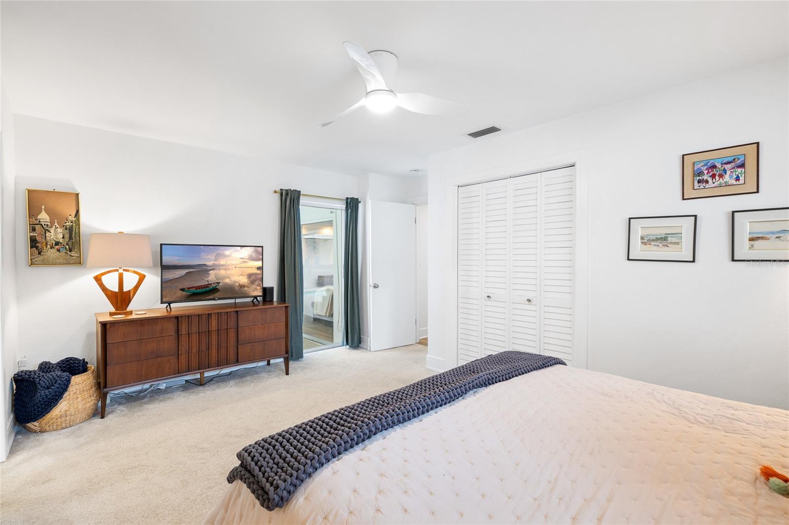 Listing photo id 20 for 1201 87th Avenue N