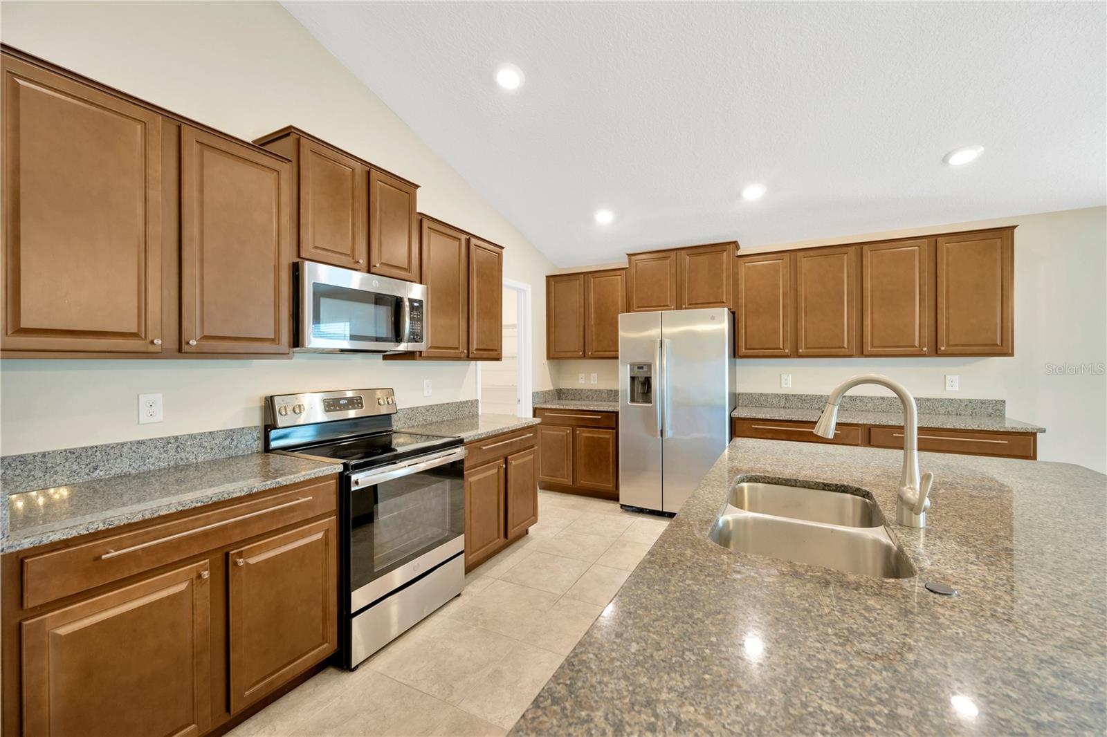 Image 20 of 49 For 10207 Cakebread Lane