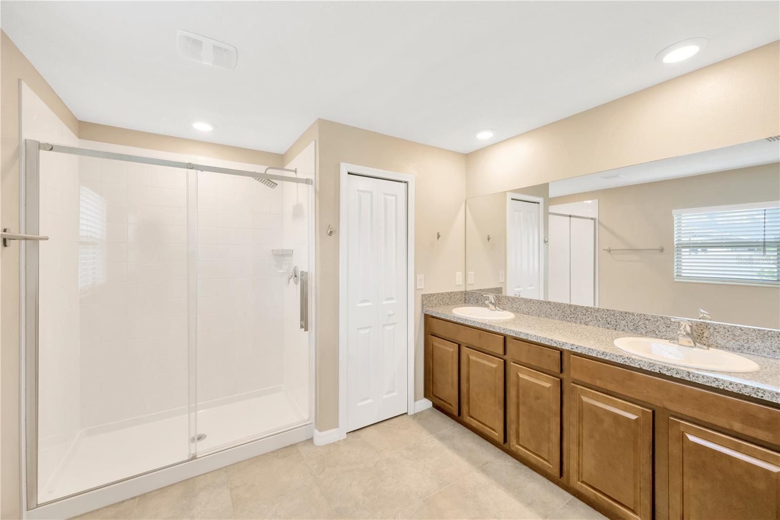 Image 32 of 49 For 10207 Cakebread Lane