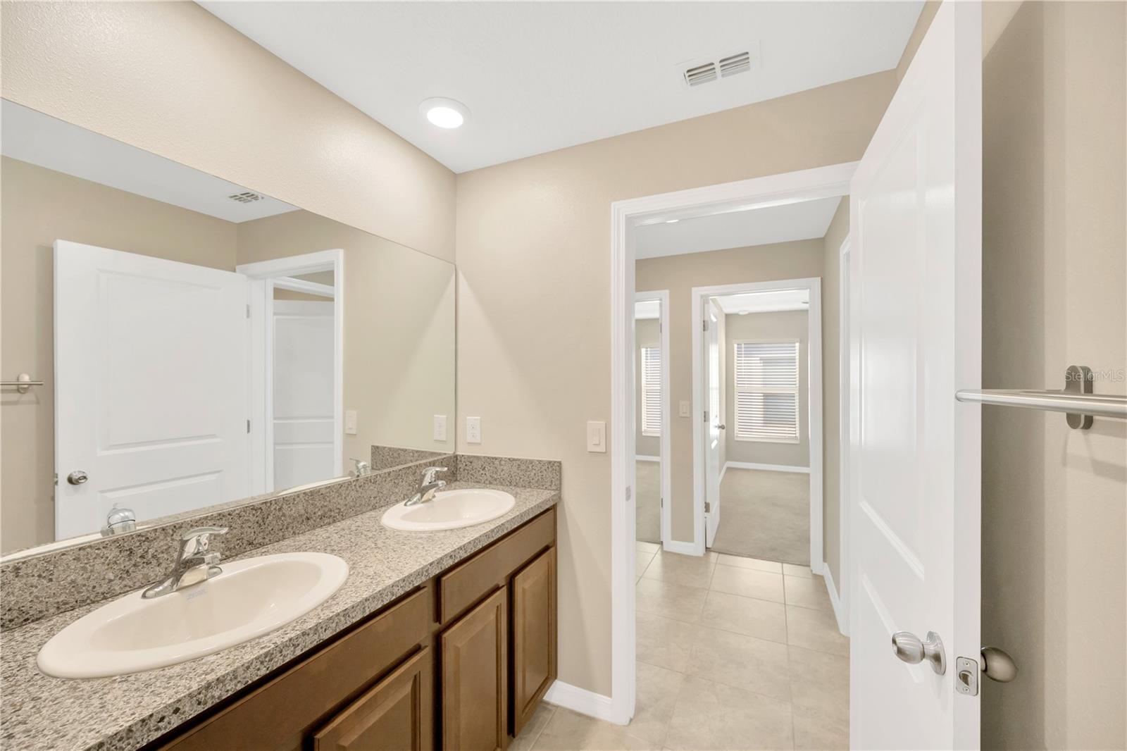 Image 35 of 49 For 10207 Cakebread Lane