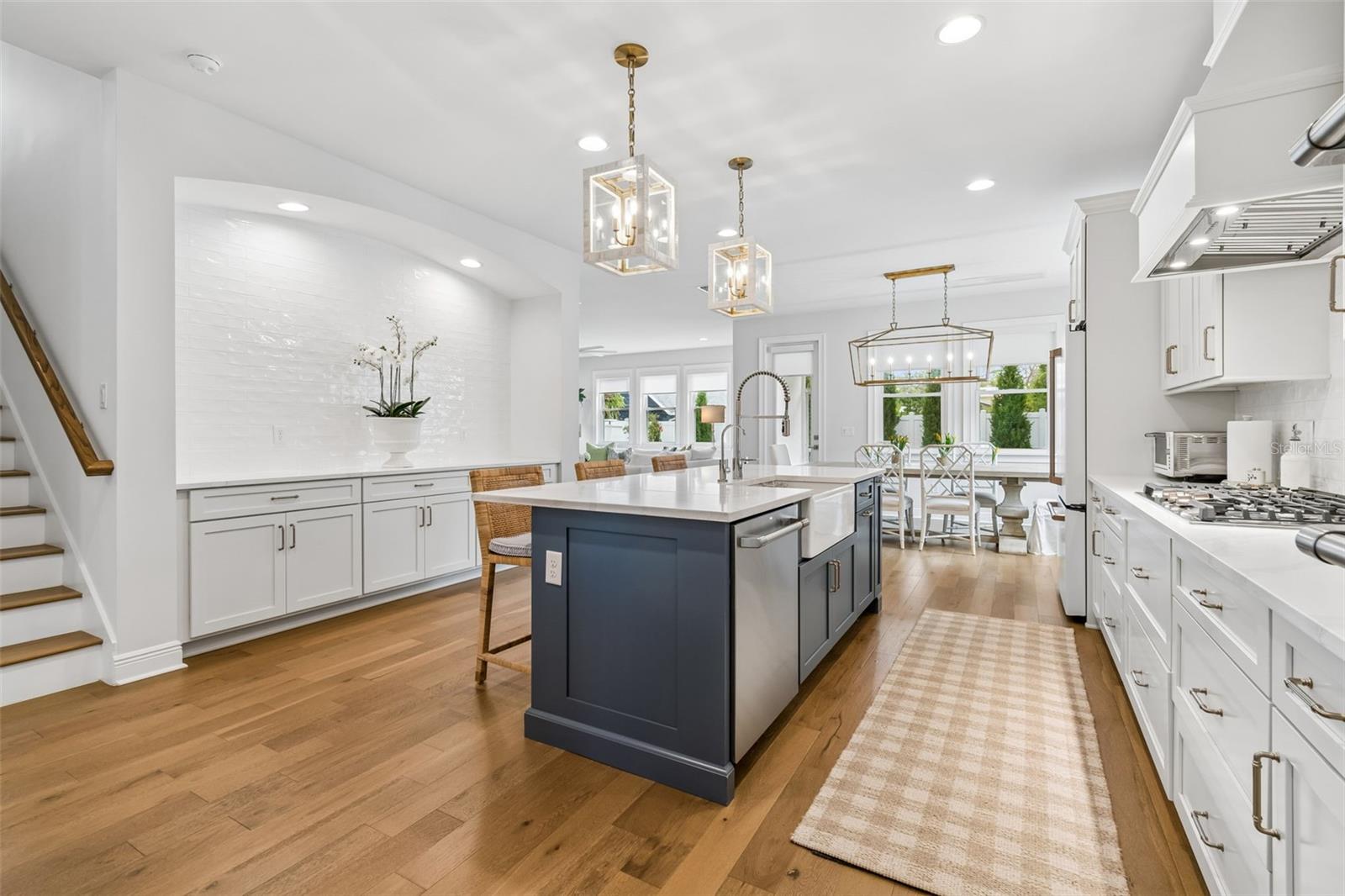 Image 15 of 53 For 3007 Bay Court Avenue