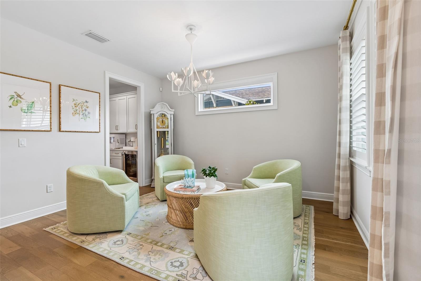 Image 3 of 53 For 3007 Bay Court Avenue