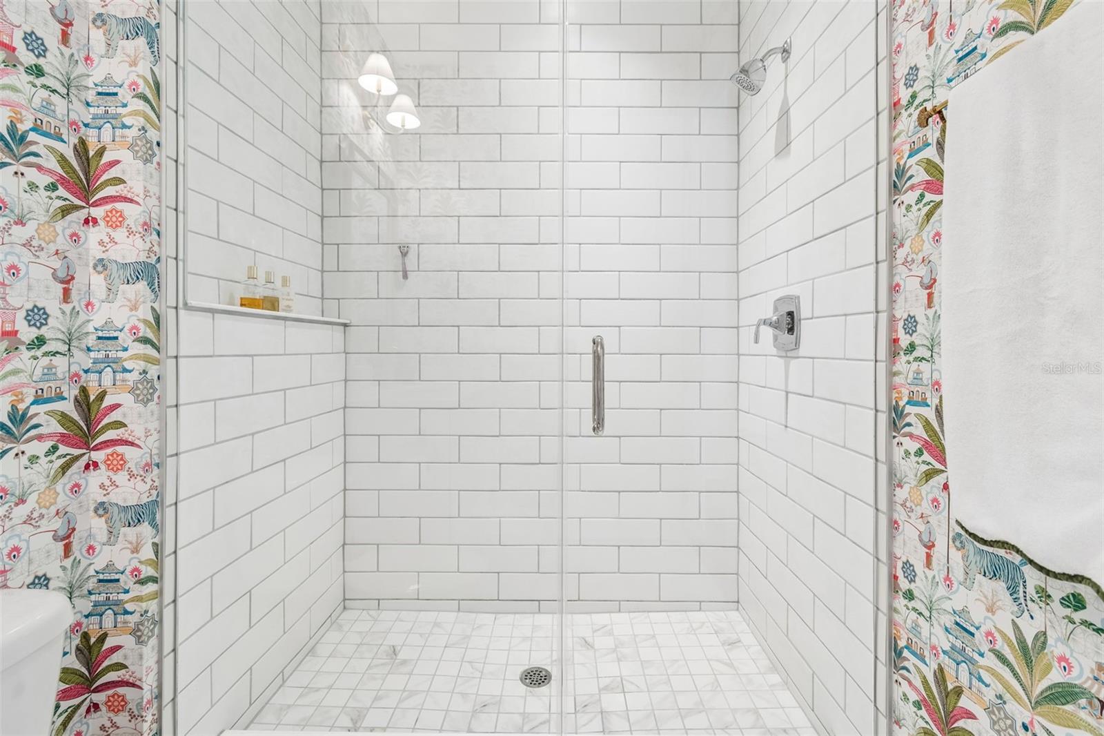 Image 32 of 53 For 3007 Bay Court Avenue