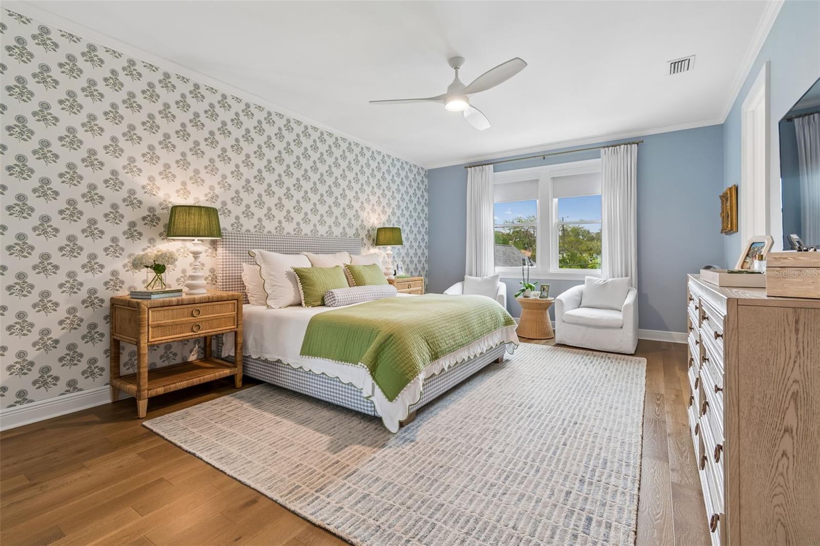 Image 36 of 53 For 3007 Bay Court Avenue