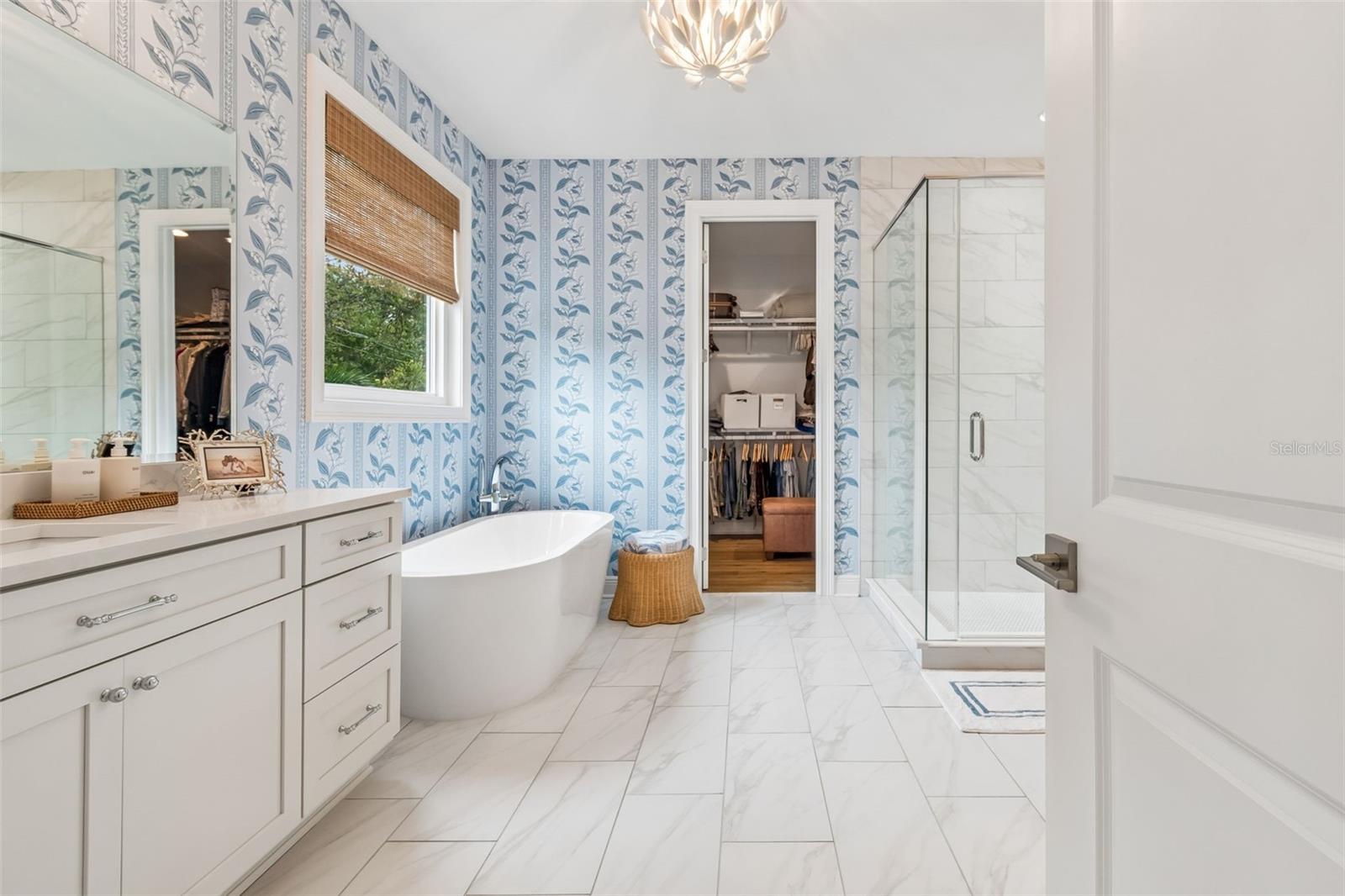 Image 37 of 53 For 3007 Bay Court Avenue