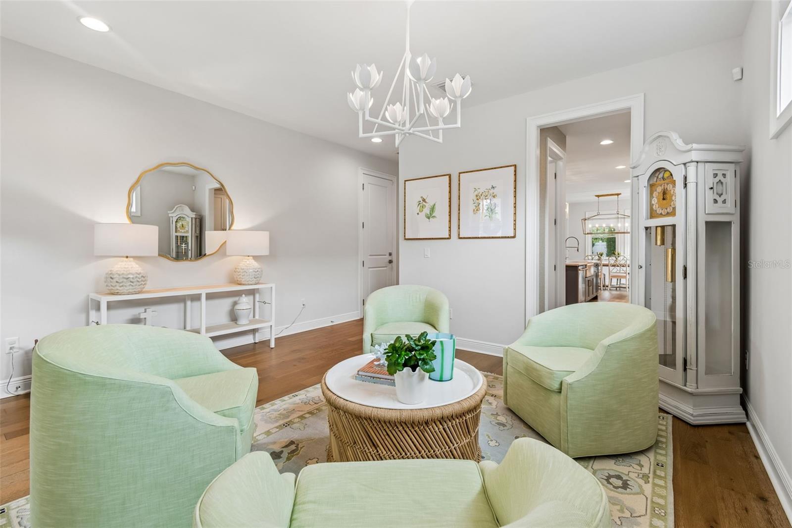 Image 4 of 53 For 3007 Bay Court Avenue