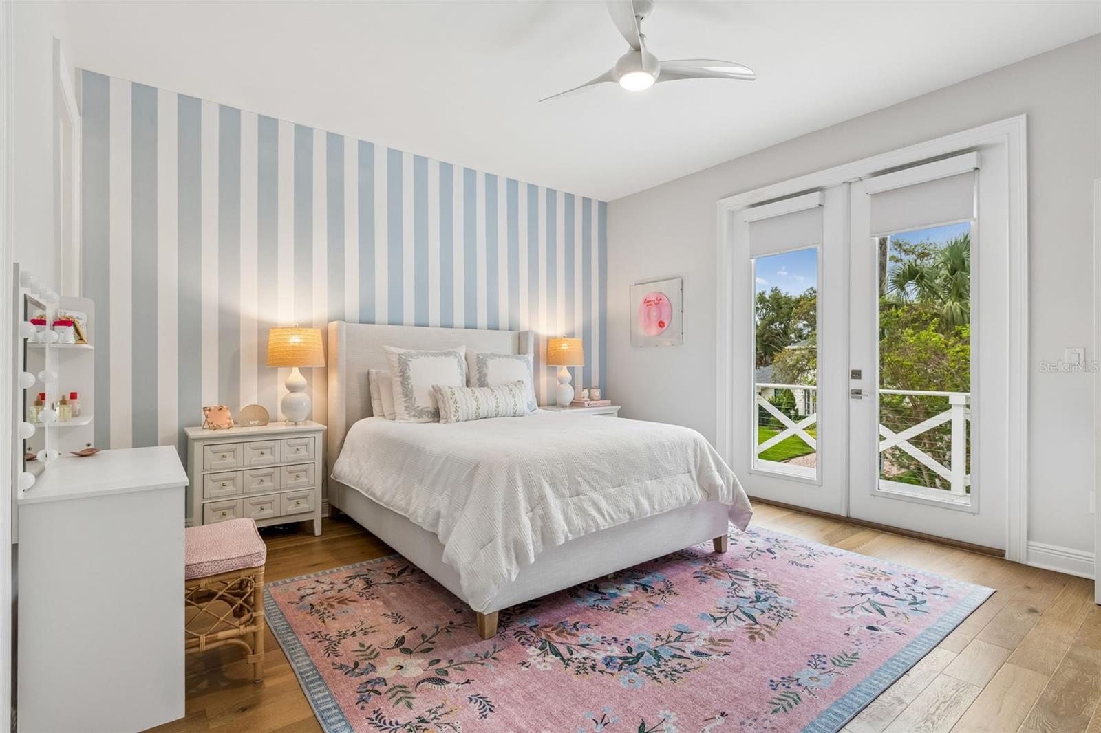 Image 43 of 53 For 3007 Bay Court Avenue