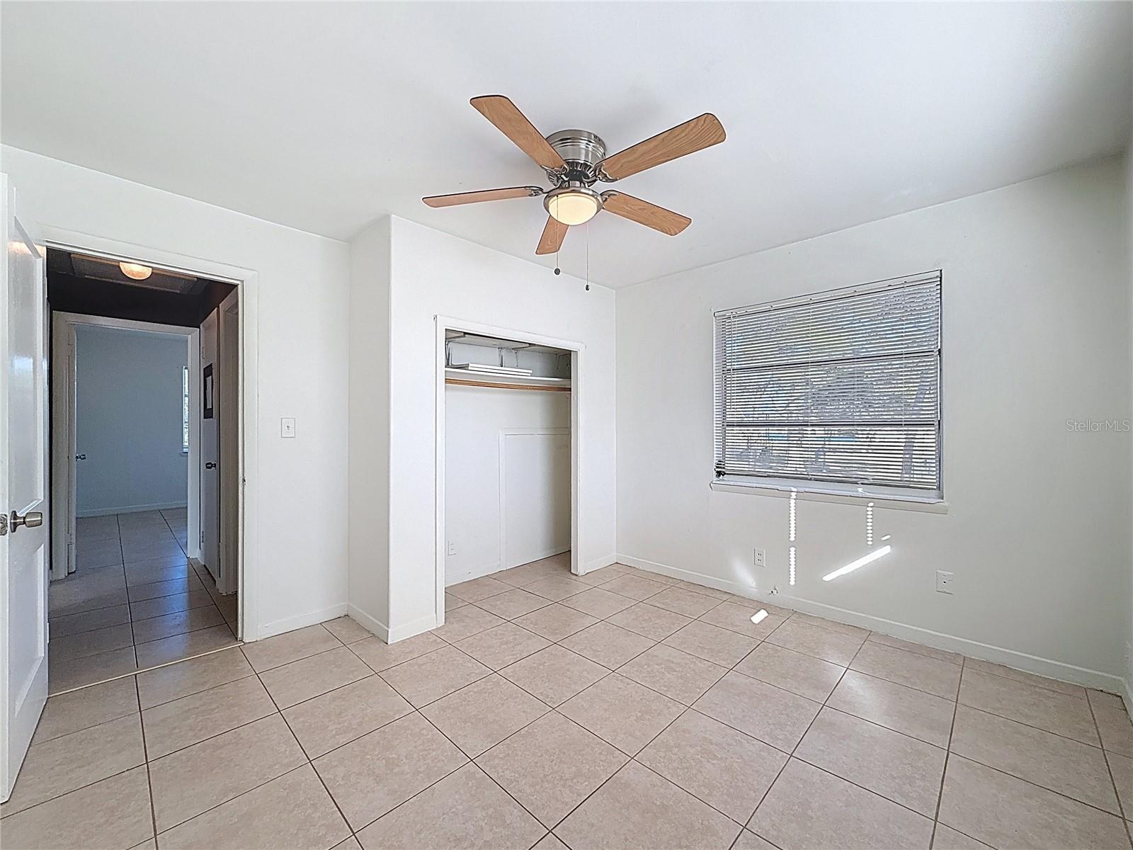 Listing photo id 31 for 650 Harbor Drive S