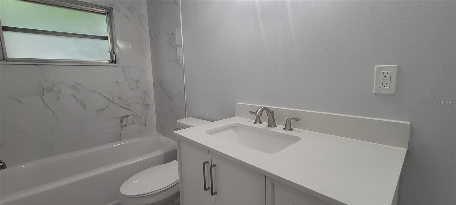 Image 13 of 16 For 224 8th Avenue N 224