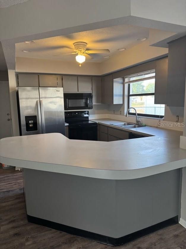 Image 2 of 12 For 8208 Wooden Drive