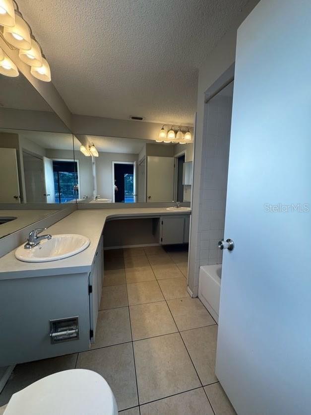 Image 8 of 12 For 8208 Wooden Drive