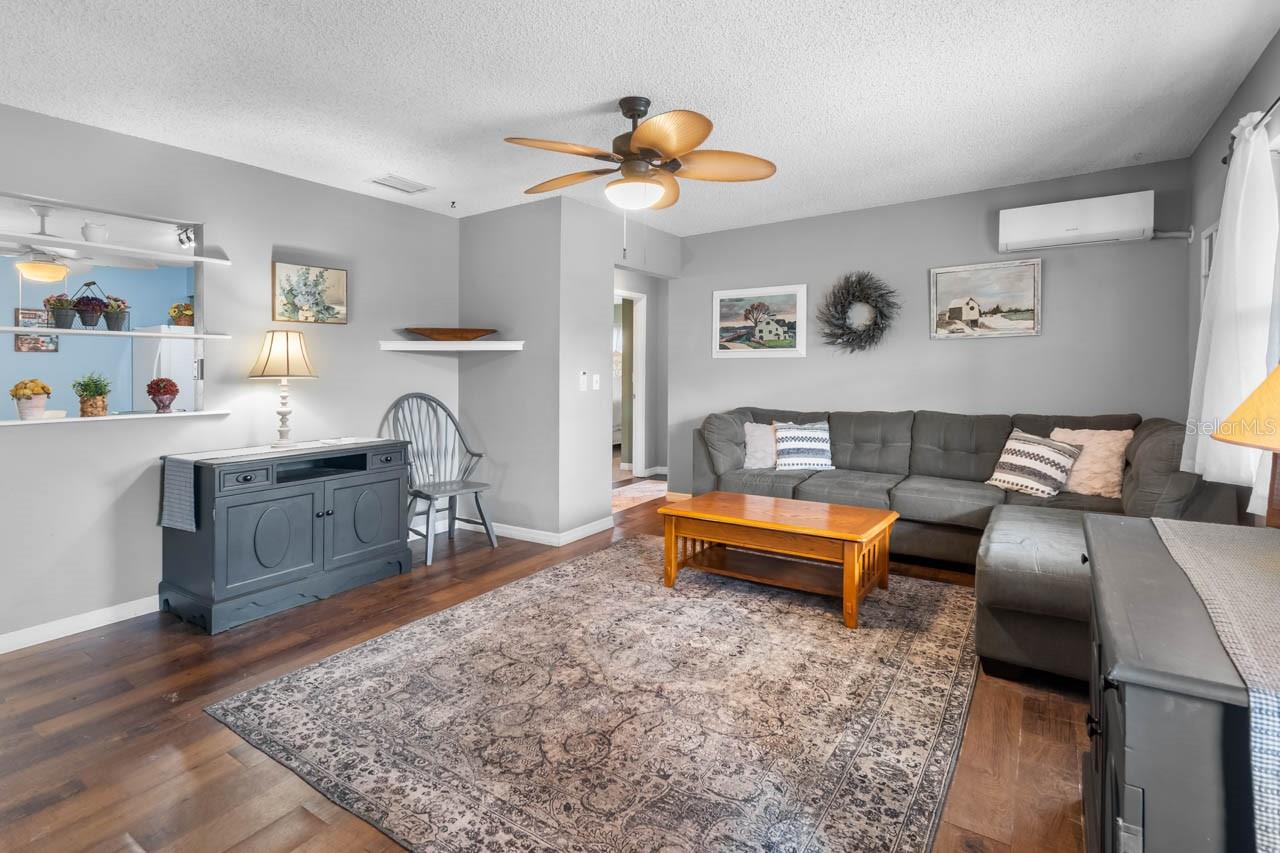 Image 10 of 29 For 706 Brockton Place