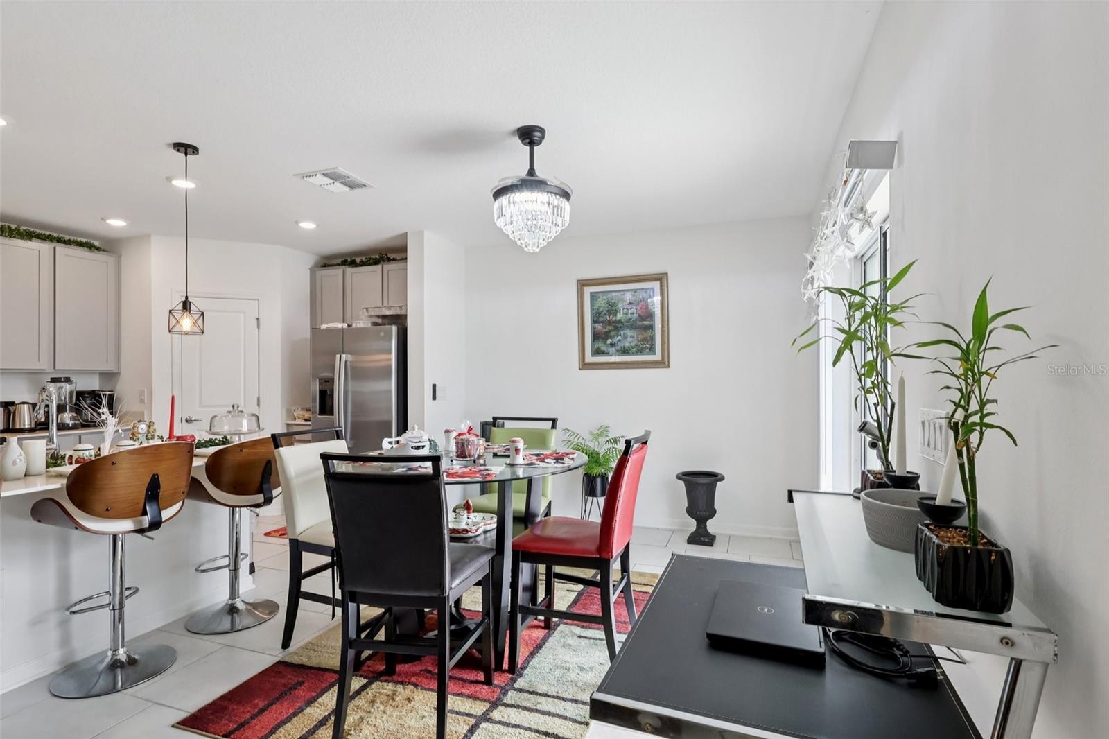 Image 10 of 30 For 356 Loch Court