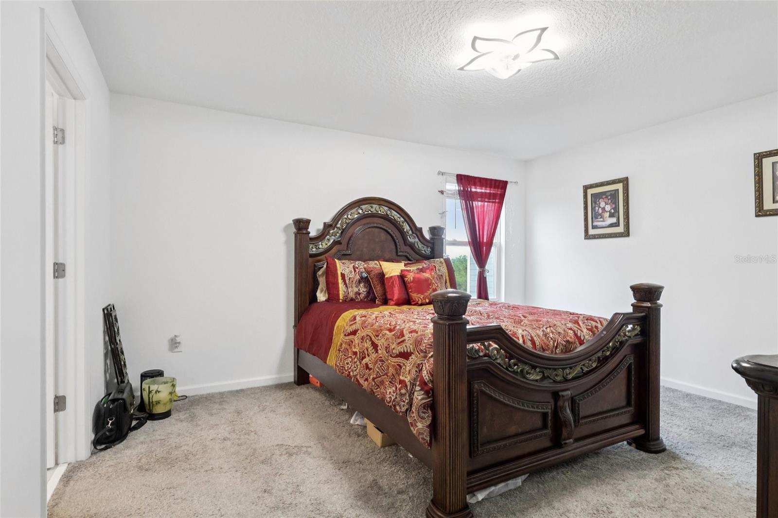 Image 16 of 30 For 356 Loch Court