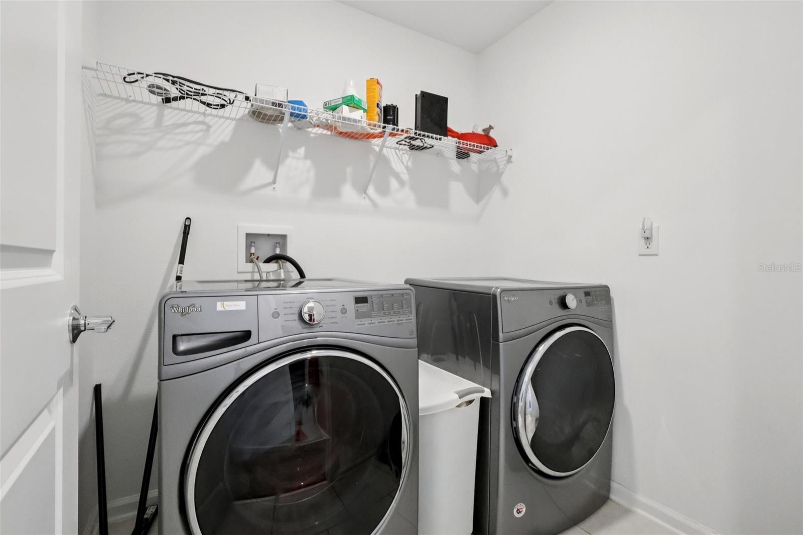 Image 21 of 30 For 356 Loch Court