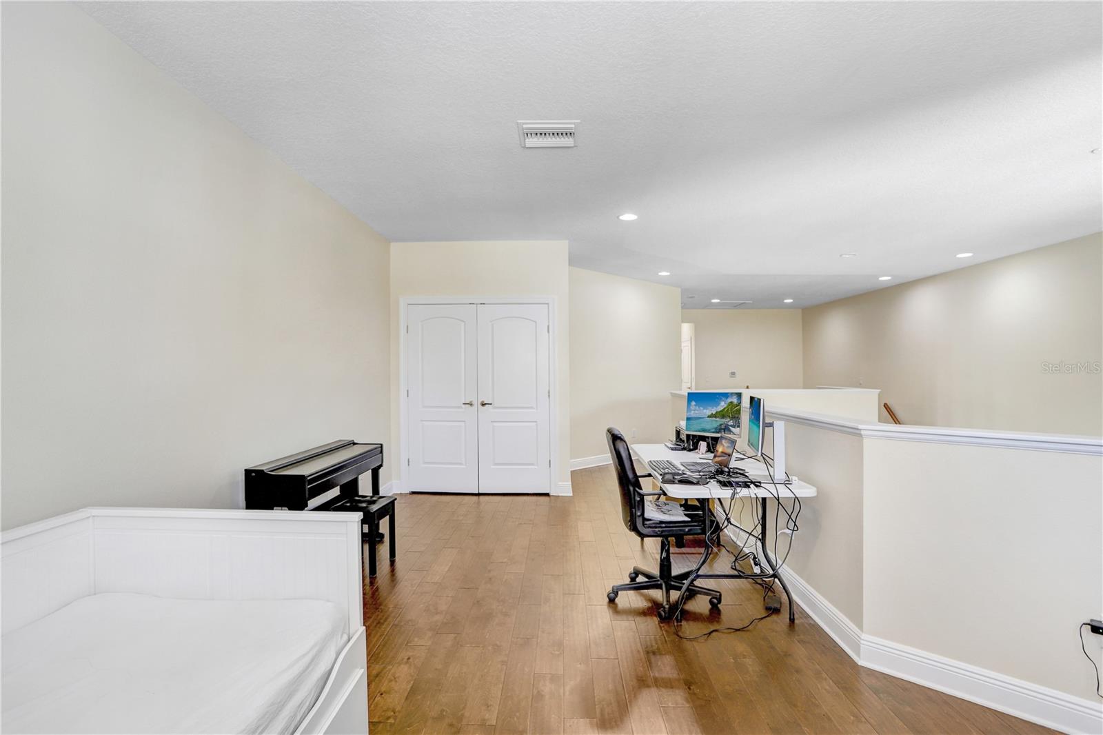 Image 22 of 31 For 4984 Anniston Circle