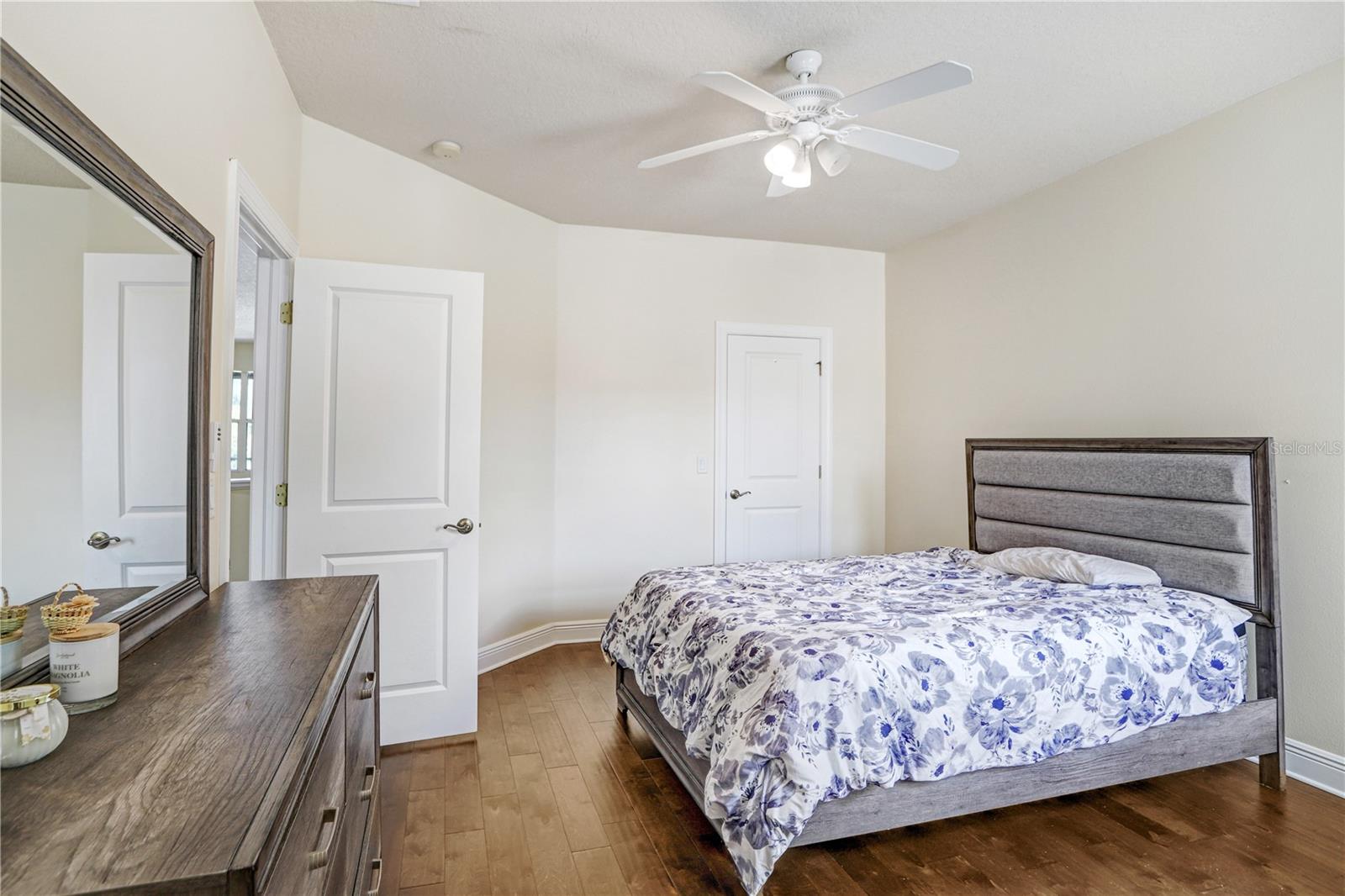 Image 23 of 31 For 4984 Anniston Circle