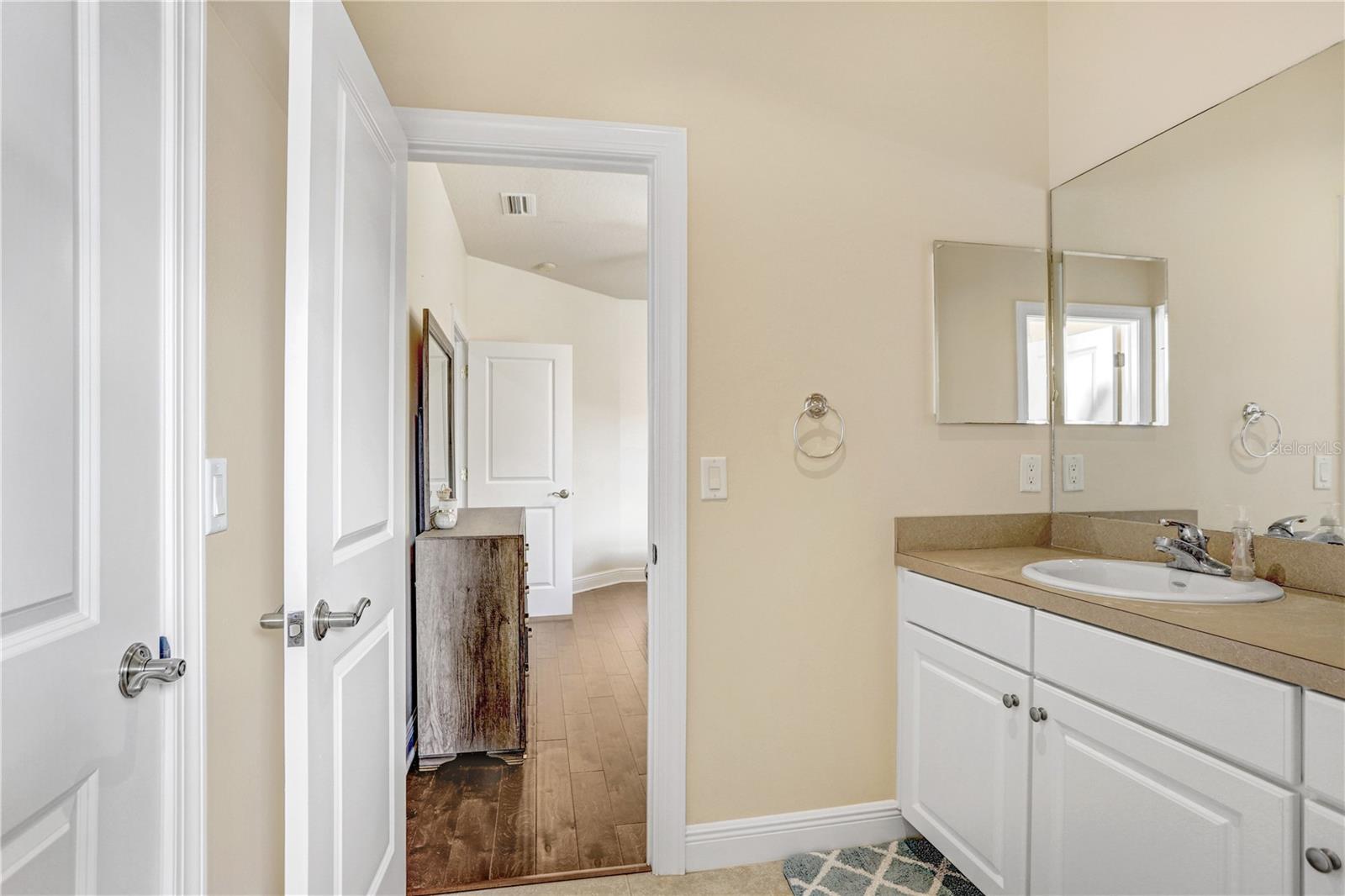 Image 24 of 31 For 4984 Anniston Circle