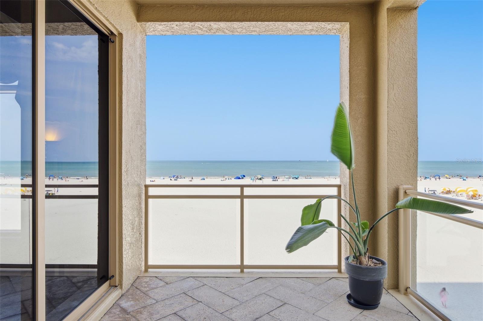 Image 40 of 84 For 11 Baymont Street 302