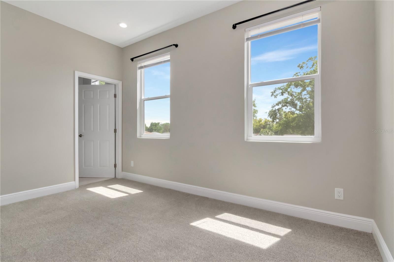 Image 12 of 33 For 3603 Osborne Avenue